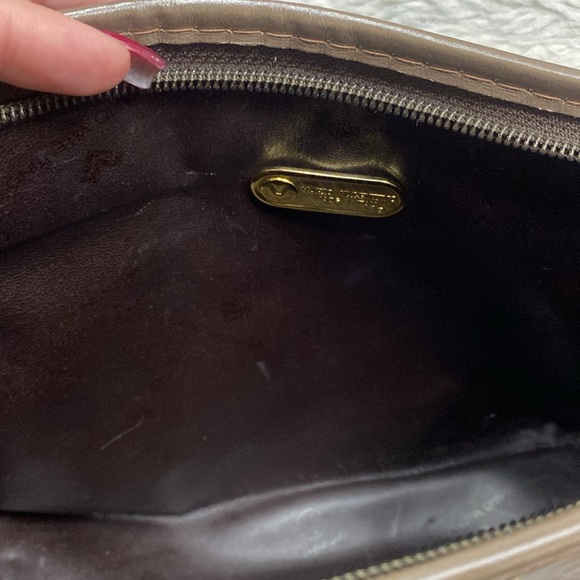 💼 MARIO VALENTINO CLUTCH💼 - Picture 9 of 13